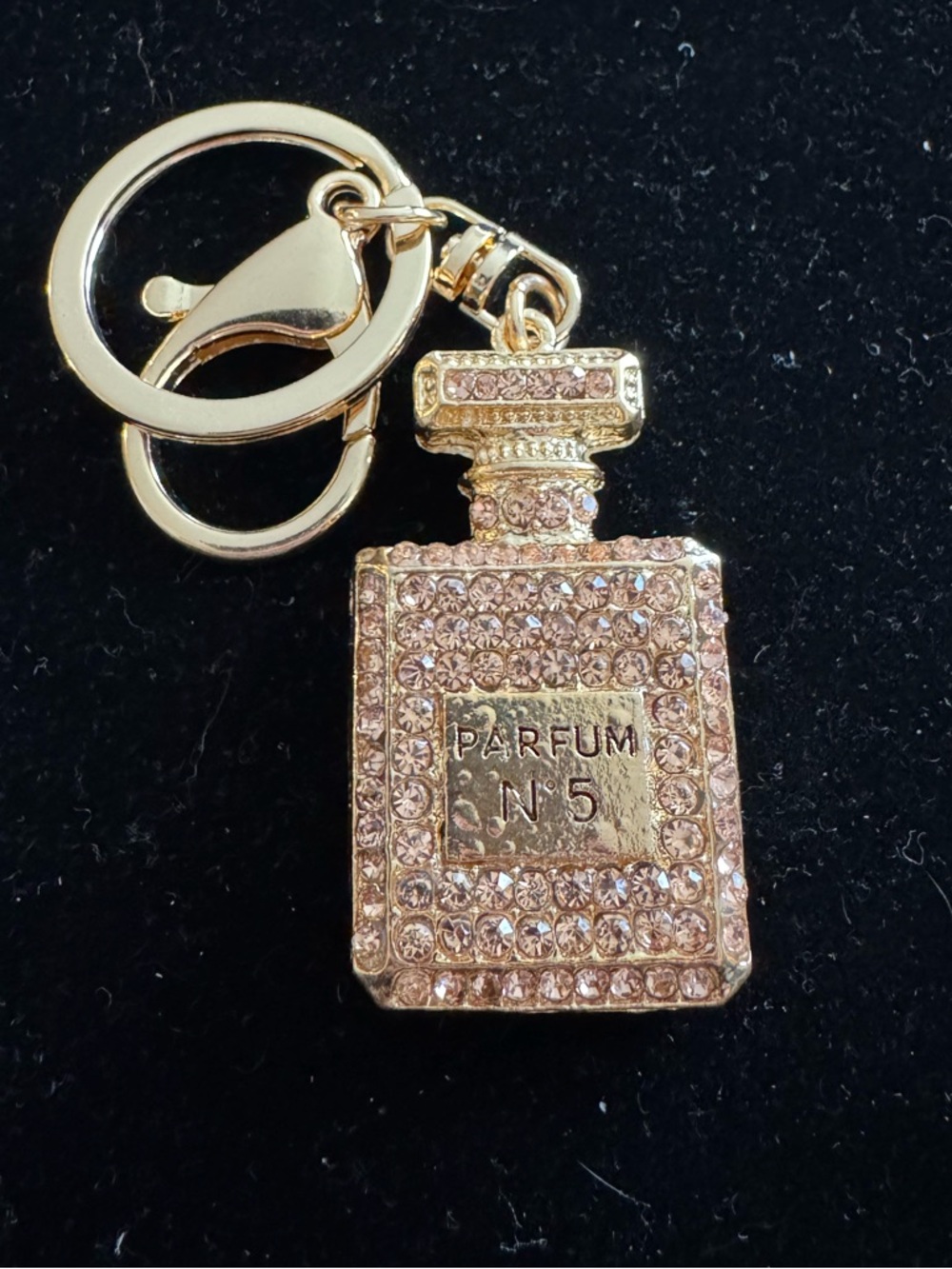 BUY NOW Rhinestone Perfume Bottle Keychain Bag Charm Gold NWOT - Picture 3 of 7